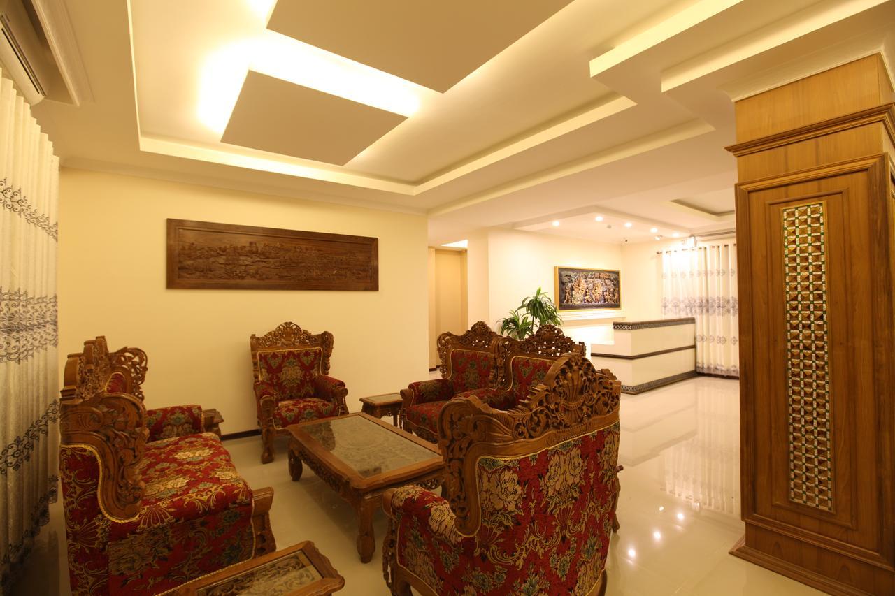 The Hotel Emperor-Inle Nyaung Shwe Exterior foto