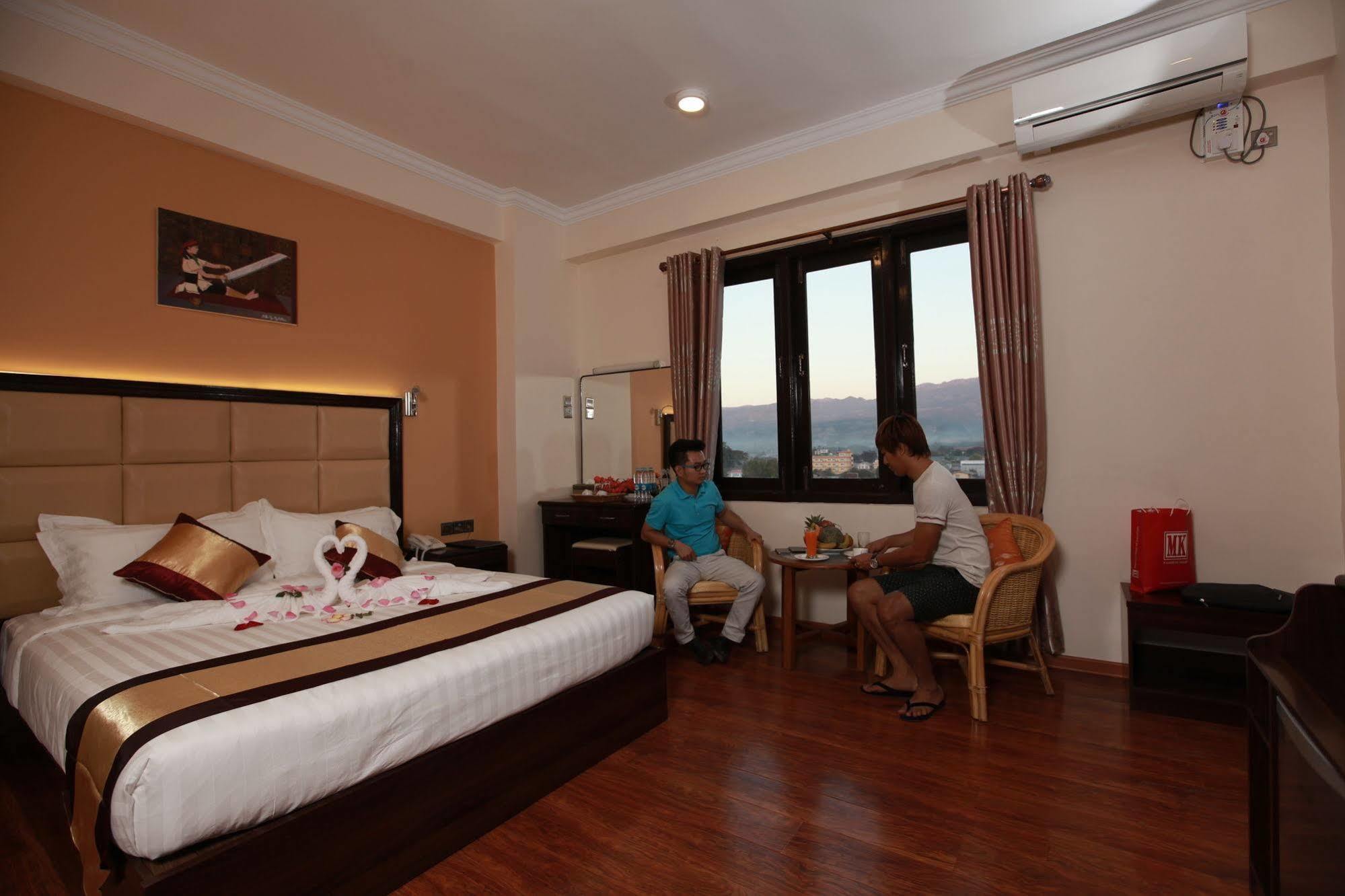 The Hotel Emperor-Inle Nyaung Shwe Exterior foto
